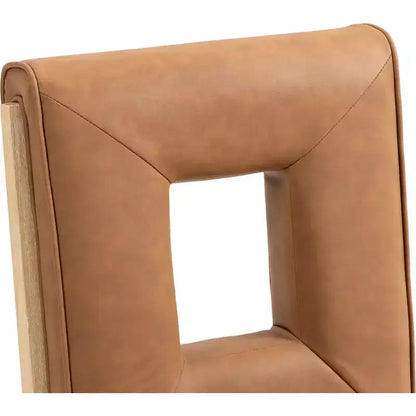 Meridian Furniture, Sedia laterale Gwendolyn in pelle vegana, set da 2