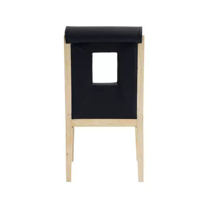 Meridian Furniture, Sedia laterale Gwendolyn in pelle vegana, set da 2