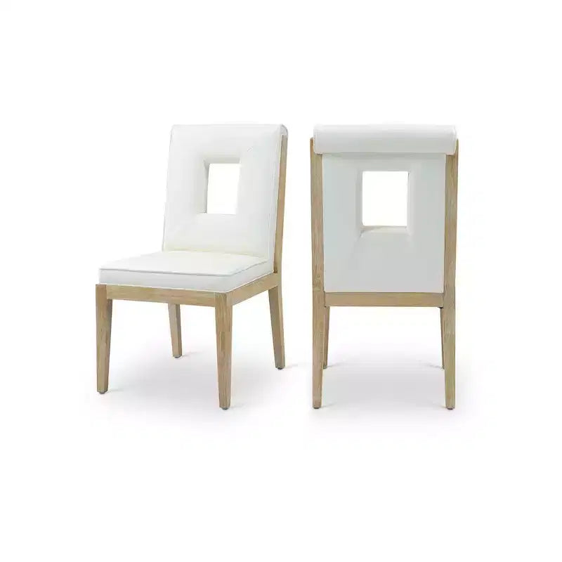 Meridian Furniture, Sedia laterale Gwendolyn in pelle vegana, set da 2