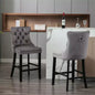 CLIHOME Set di 2 Sgabelli da Bar, Sgabelli da Bar Contemporanei Rivestiti in Velluto con Decorazione Capitonnè e Gambe in Legno