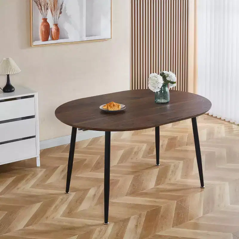 Tavolo da pranzo ovale allungabile moderno Okak in legno con robuste gambe in metallo, tavolo da cucina minimalista per sala da pranzo, pasti in famiglia