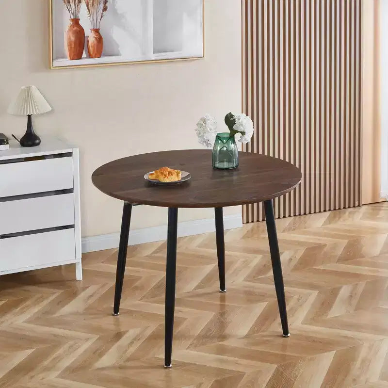 Tavolo da pranzo ovale allungabile moderno Okak in legno con robuste gambe in metallo, tavolo da cucina minimalista per sala da pranzo, pasti in famiglia