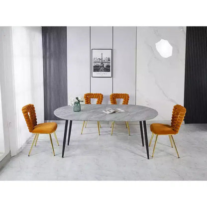 Tavolo da pranzo ovale allungabile moderno Okak in legno con robuste gambe in metallo, tavolo da cucina minimalista per sala da pranzo, pasti in famiglia