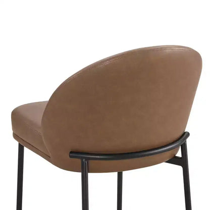 Sgabello da bancone Spruce&Spring con schienale ad arco e gambe in metallo