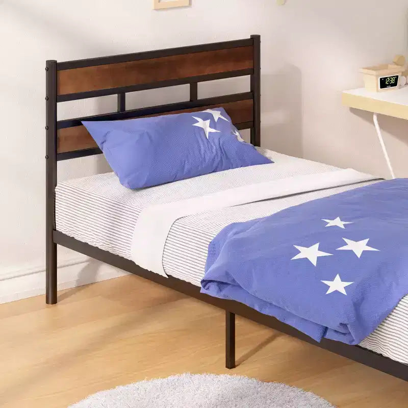 Letto a Piattaforma Roman in Bambù e Metallo Marrone - Zinus