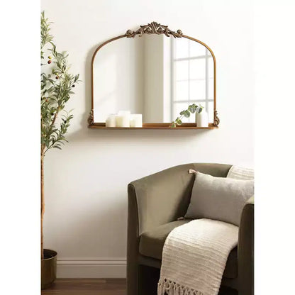Kate & Laurel All Things Decor Specchio ad arco tradizionale Arendahl 33x26 con ripiano